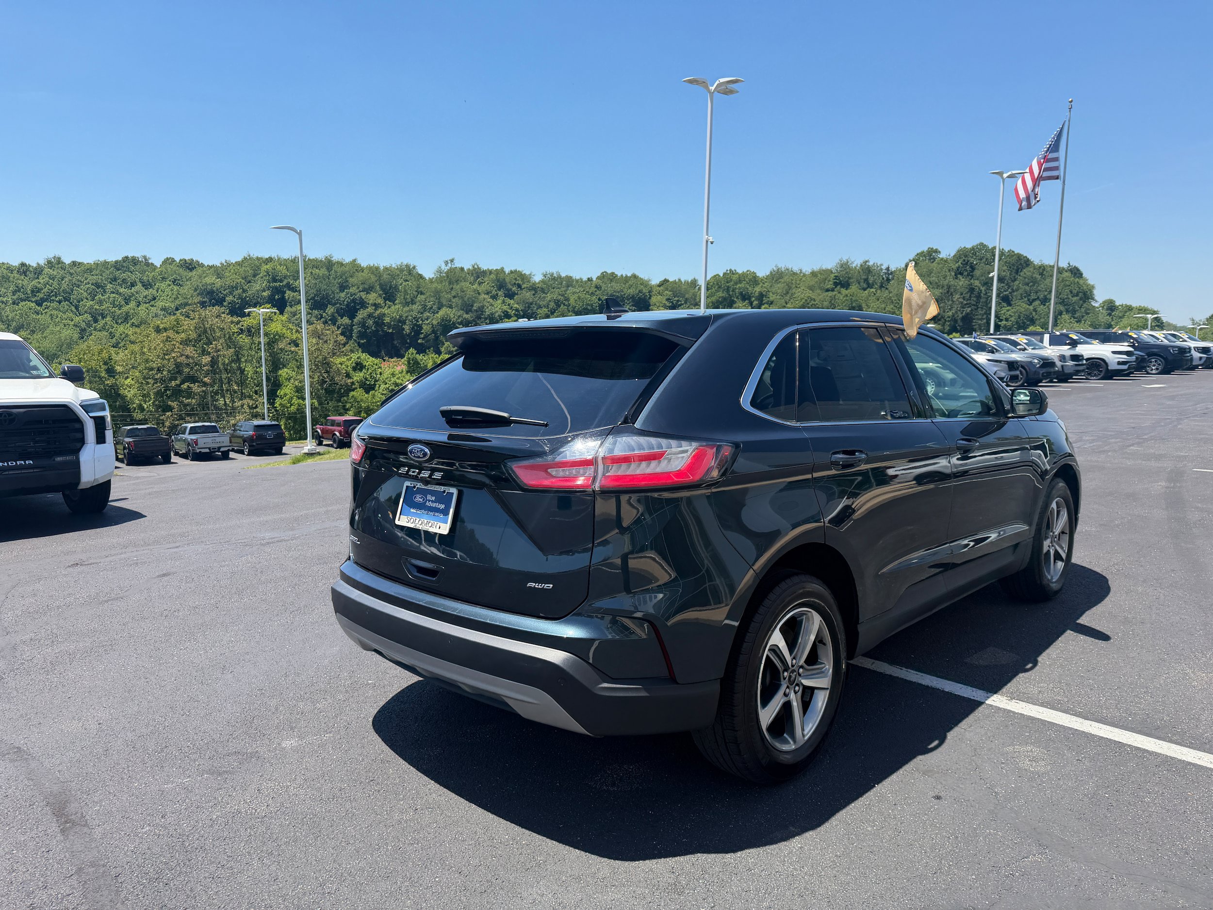 Certified 2024 Ford Edge SEL w/ Convenience Package AWD/4WD image 6