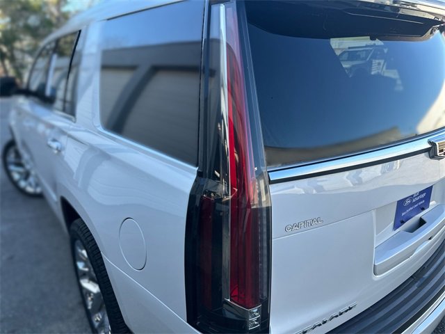Used 2019 Cadillac Escalade Premium Luxury image 27