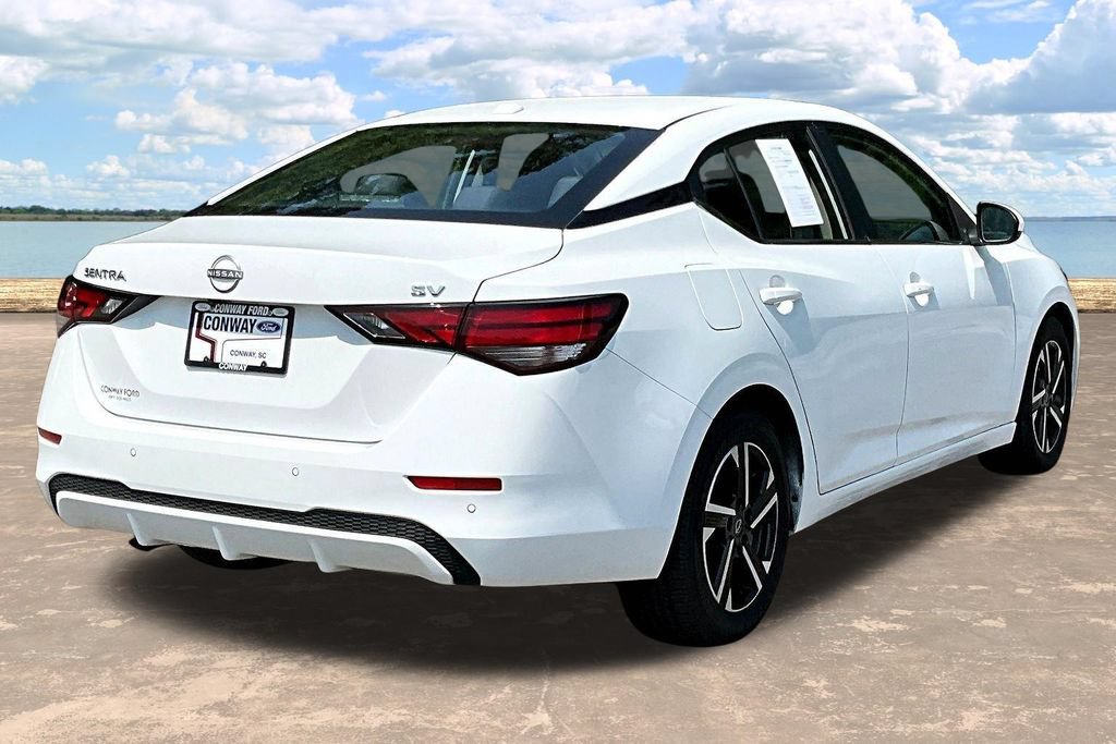 Used 2024 Nissan Sentra SV FWD image 8
