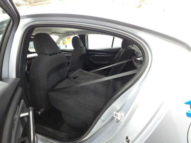 Used 2021 MAZDA MAZDA3 Sedan image 35