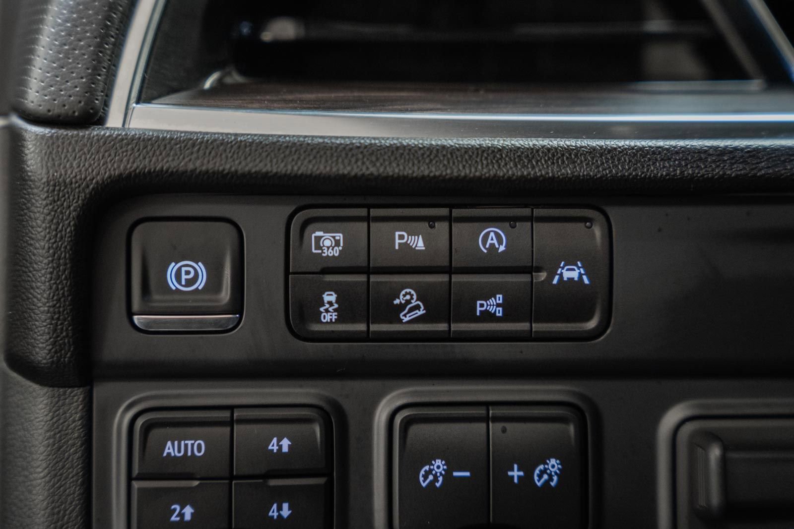 Used 2025 Chevrolet Tahoe Premier w/ Sun And Tow Package image 52