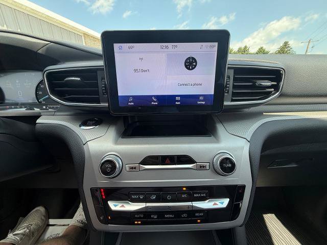 Certified 2023 Ford Explorer XLT w/ Equipment Group 202A AWD/4WD image 20