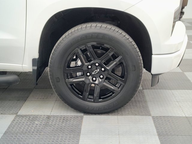 Used 2023 Chevrolet Silverado 1500 Custom w/ Rally Edition AWD/4WD image 16
