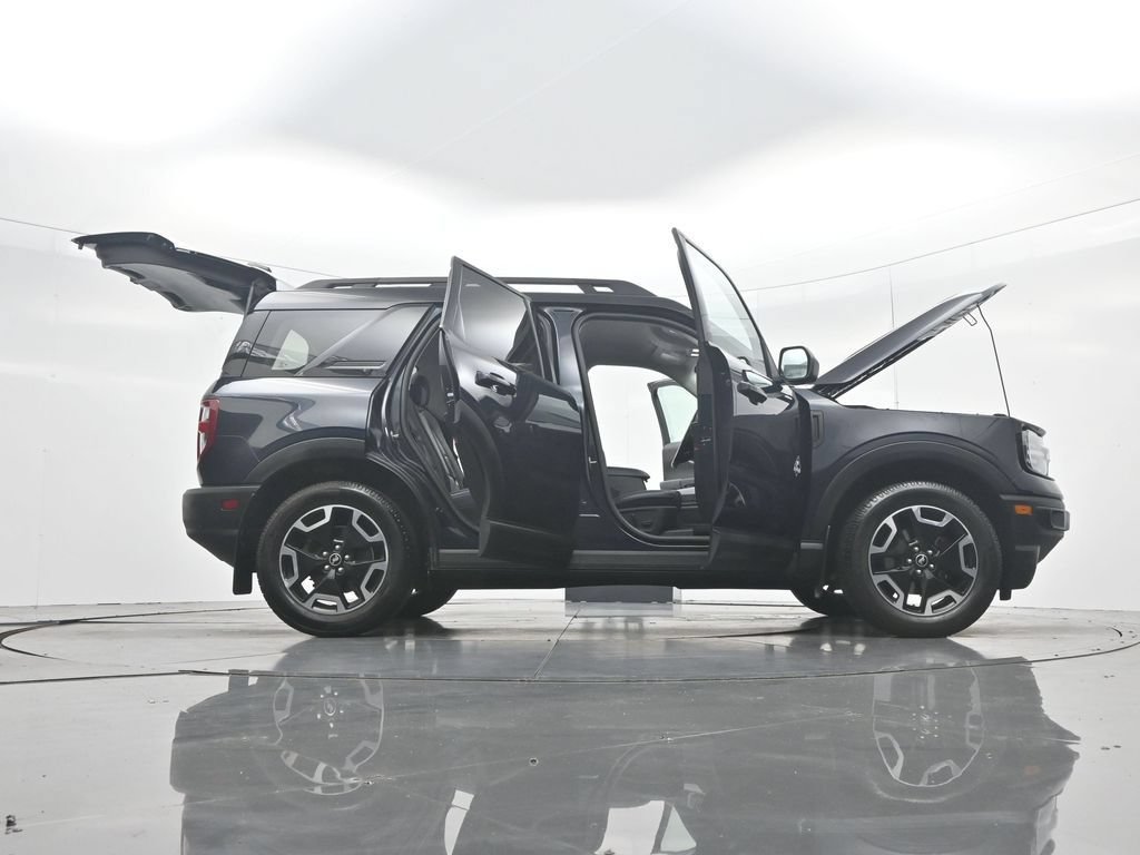 Certified 2022 Ford Bronco Sport Outer Banks w/ Tech Package AWD/4WD image 57