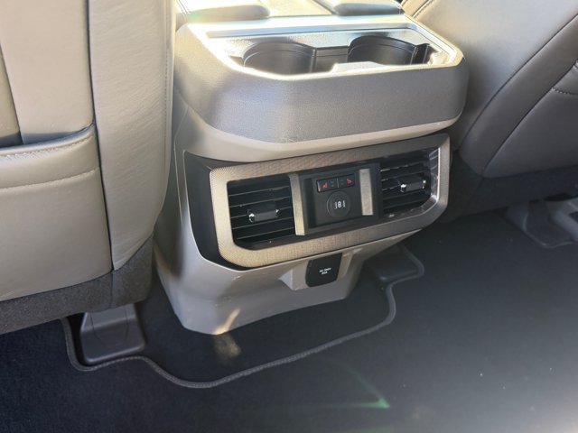 Certified 2025 Ford F450 Platinum w/ Platinum Plus Package AWD/4WD image 21