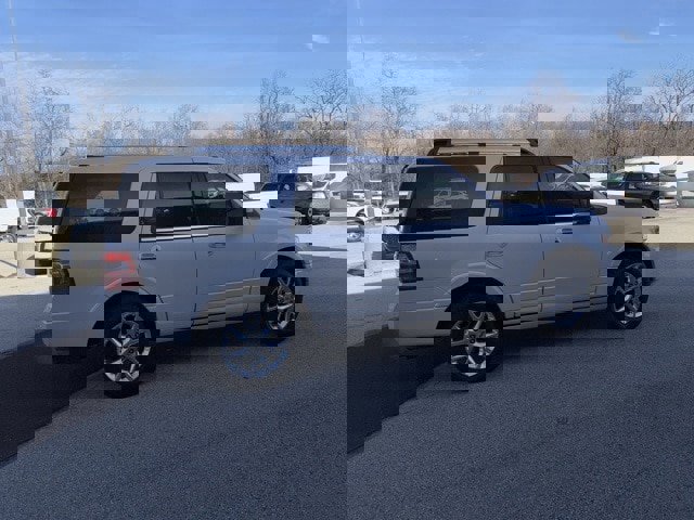 Certified 2017 Ford Expedition Limited w/ Equipment Group 301A image 12