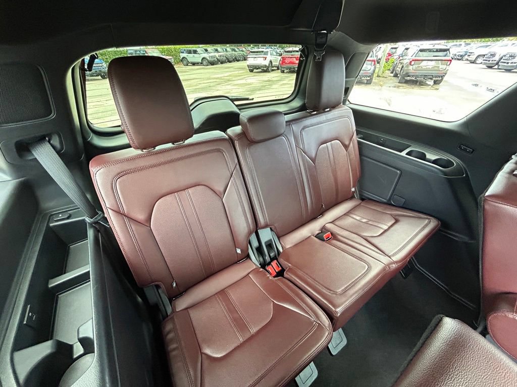Certified 2024 Ford Expedition Limited RWD image 31