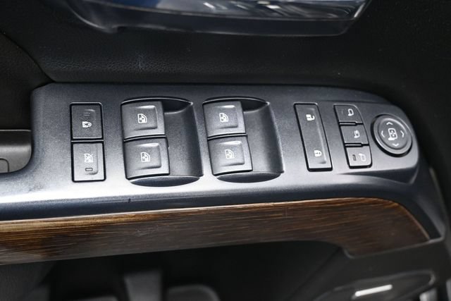 Used 2018 GMC Sierra 2500 Denali w/ Duramax Plus Package AWD/4WD image 7