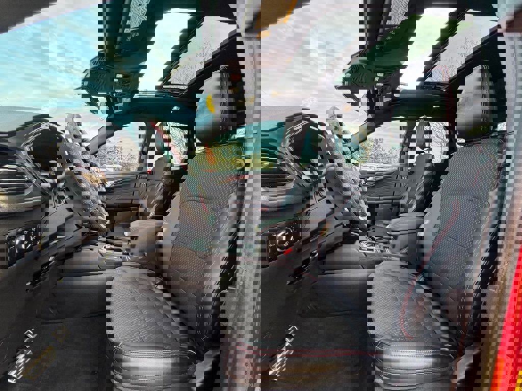 Certified 2023 Ford Escape ST-Line w/ Tech Pack #1 image 40