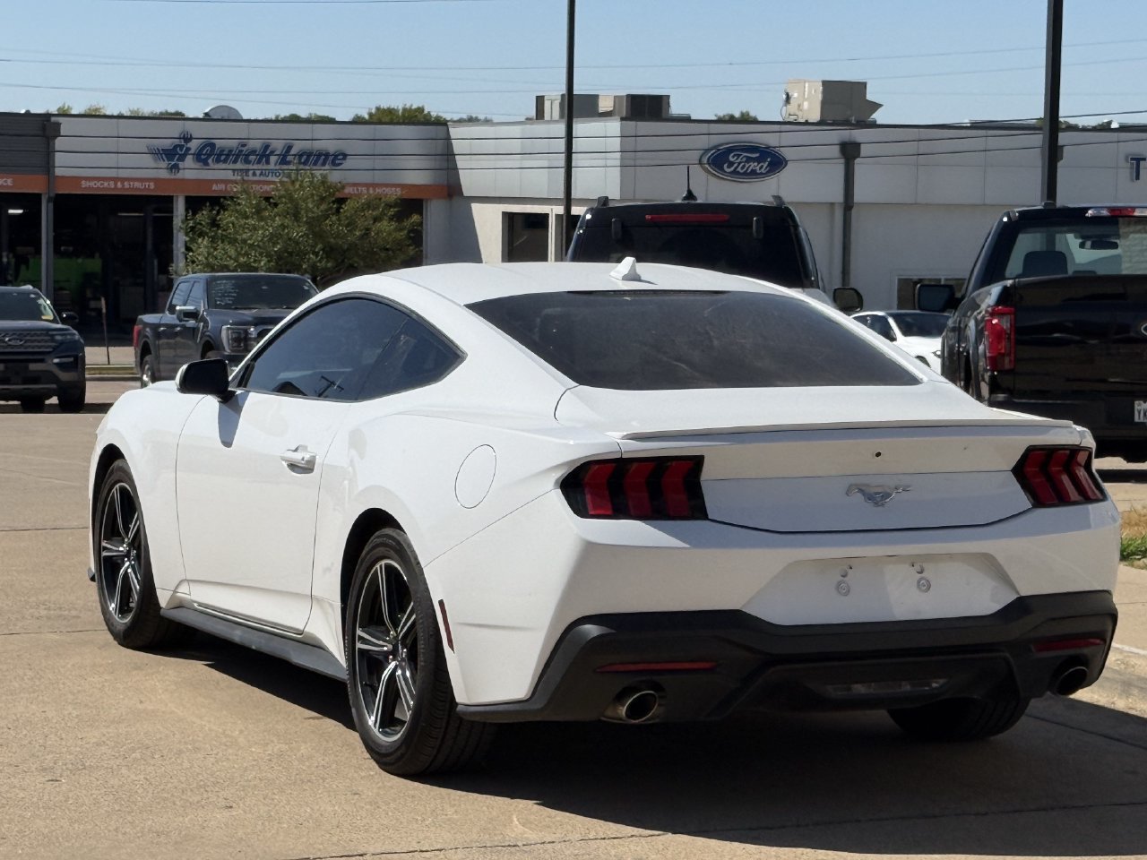 Certified 2025 Ford Mustang Premium RWD image 5