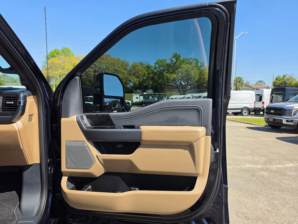 Certified 2025 Ford F250 Lariat image 46