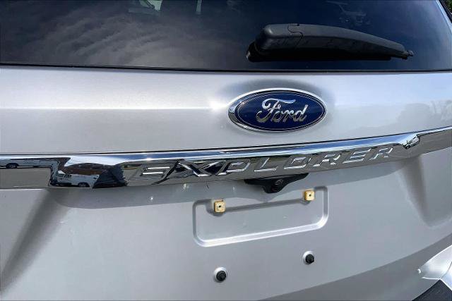 Certified 2019 Ford Explorer XLT w/ Equipment Group 202A AWD/4WD image 10