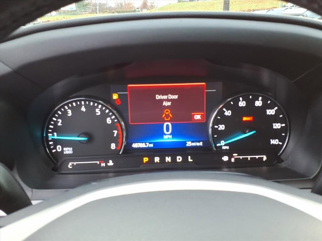 Certified 2022 Ford Explorer XLT w/ Class IV Trailer Tow Package image 16