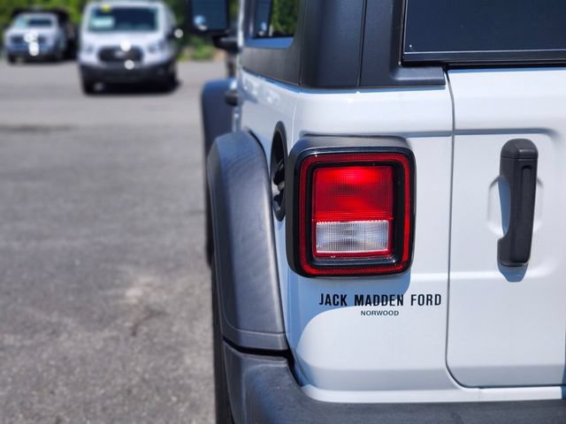 Used 2020 Jeep Wrangler Sport AWD/4WD image 9