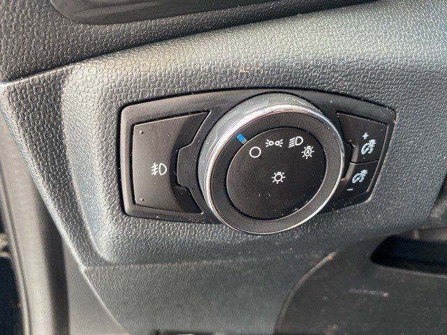 Certified 2021 Ford EcoSport SE image 26