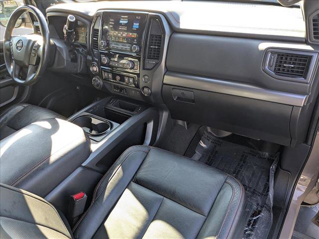 Used 2020 Nissan Titan PRO-4X w/ Pro-4x Convenience Package image 21
