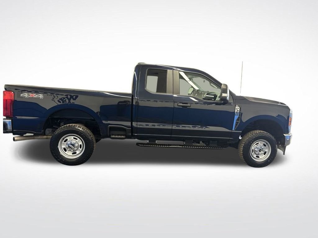 Certified 2023 Ford F350 XL w/ Snow Plow Prep Package image 9