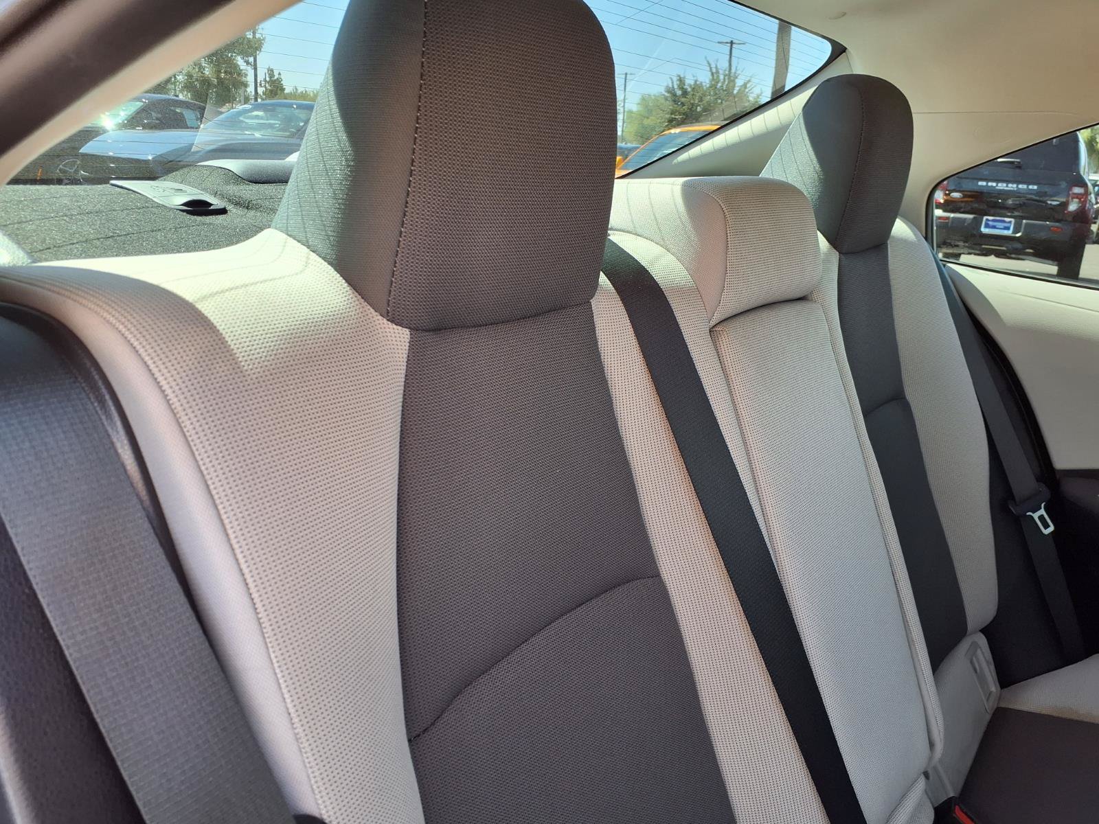 Used 2024 Toyota Corolla LE FWD image 15