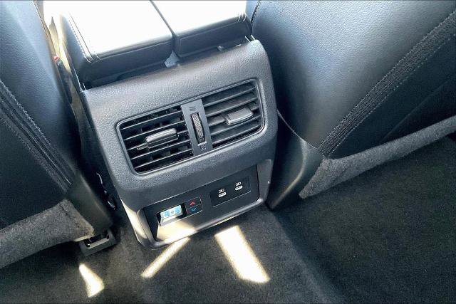 Used 2024 Nissan Rogue SL w/ SL Premium Package FWD image 10