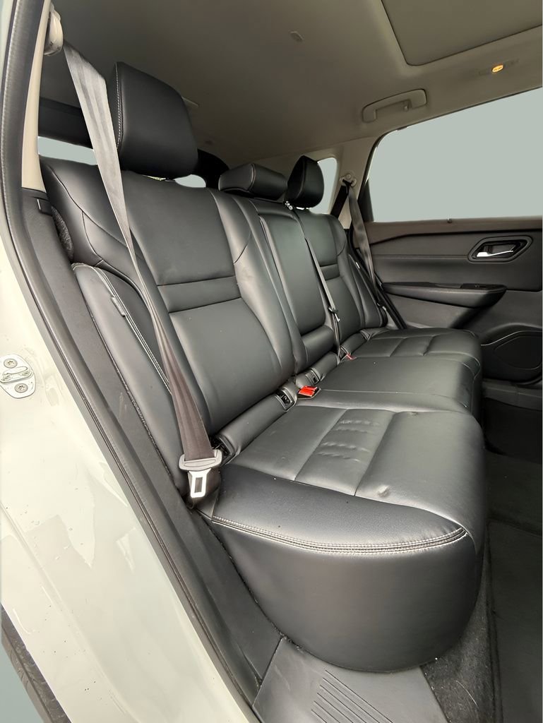 Used 2023 Nissan Rogue SL w/ SL Premium Package AWD/4WD image 16