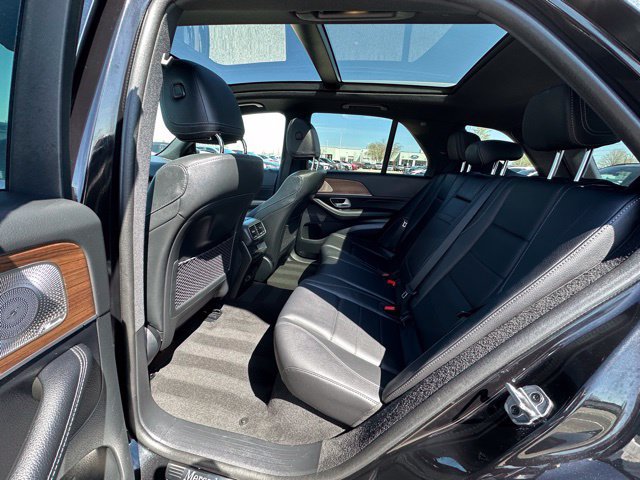 Used 2025 Mercedes-Benz GLE 350 4MATIC image 16