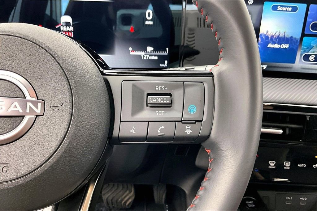 Used 2025 Nissan Kicks SR FWD image 19