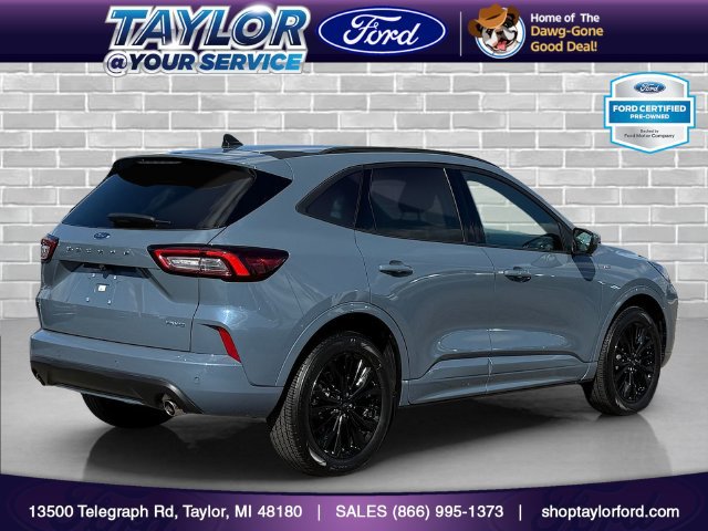 Certified 2024 Ford Escape ST-Line Elite AWD/4WD image 3