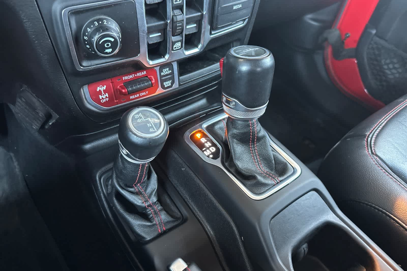 Used 2020 Jeep Gladiator Rubicon AWD/4WD image 21