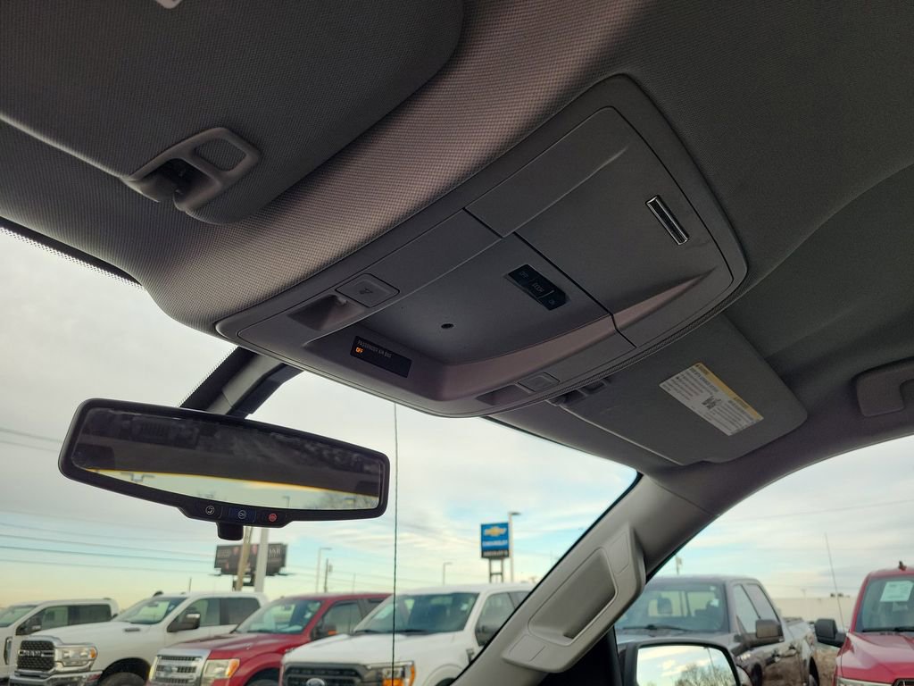 Used 2019 Chevrolet Silverado 1500 LT image 30