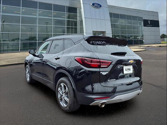 Used 2023 Chevrolet Blazer LT w/ Sound & Technology Package image 4