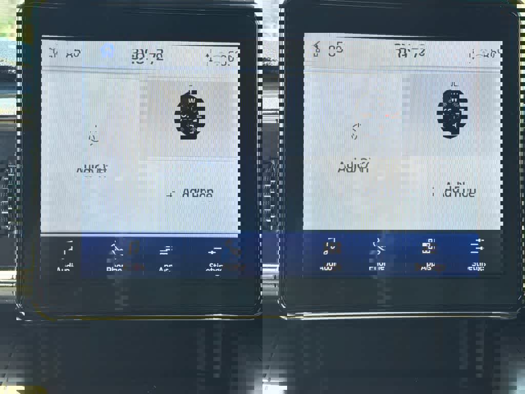 Certified 2022 Ford Explorer XLT w/ Equipment Group 202A image 29