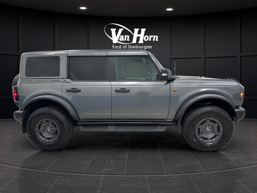 Certified 2025 Ford Bronco Badlands AWD/4WD image 8