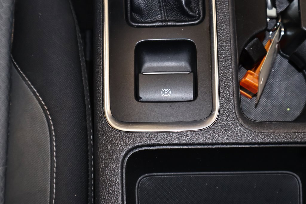 Certified 2019 Ford Escape SE image 26