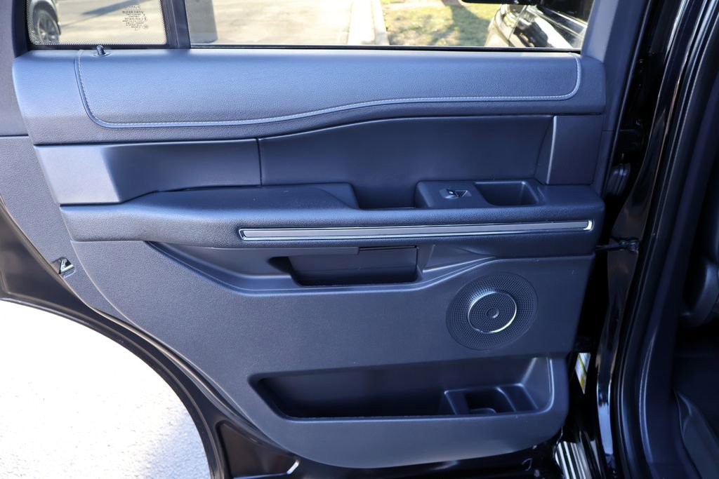 Certified 2023 Ford Expedition XLT RWD image 25
