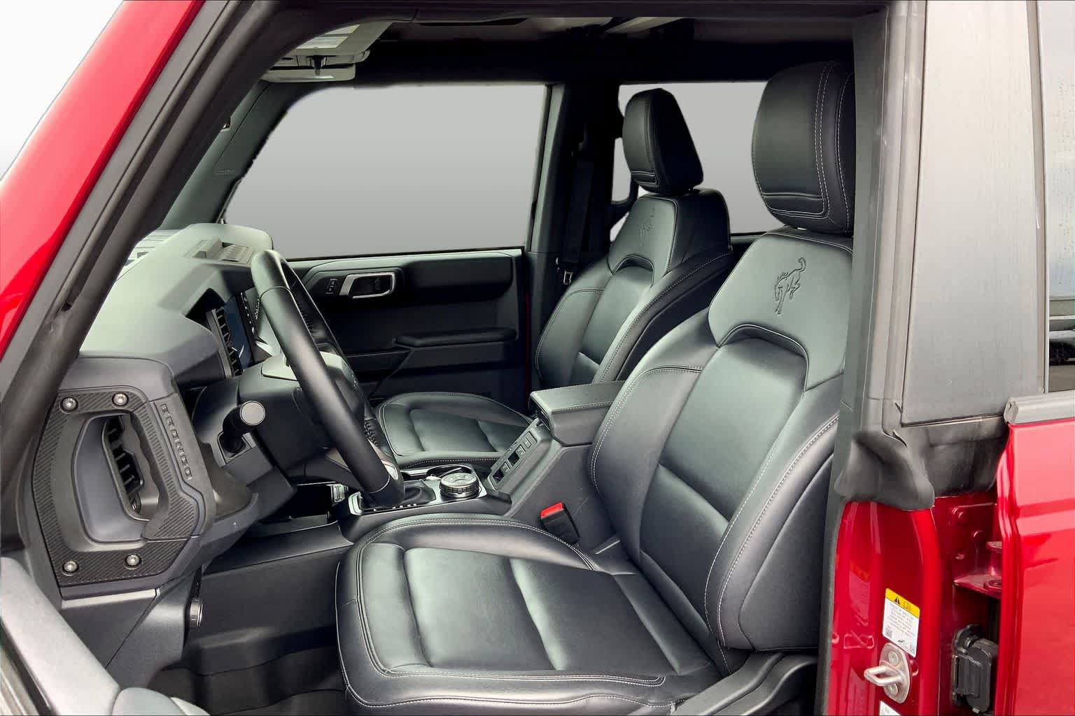 Certified 2025 Ford Bronco Badlands AWD/4WD image 8