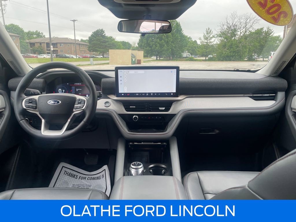 Certified 2025 Ford Explorer Active w/ Active Comfort Package AWD/4WD image 25