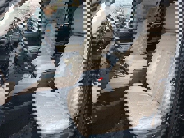 Certified 2024 Ford Expedition Limited image 26