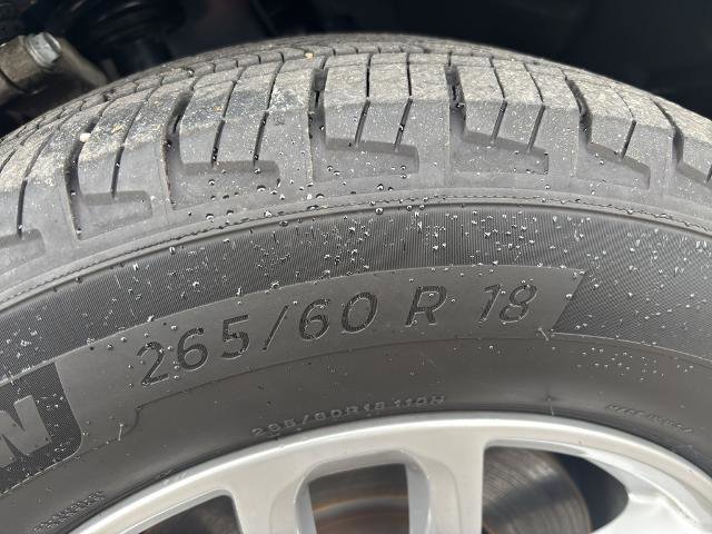 Used 2024 Jeep Grand Cherokee L Laredo image 28