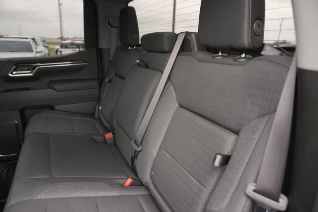 Used 2025 GMC Sierra 1500 Elevation image 13
