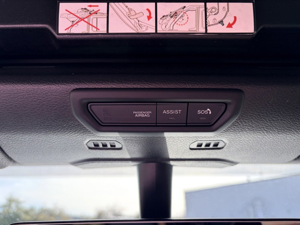 Used 2020 Jeep Wrangler Unlimited Sahara image 17