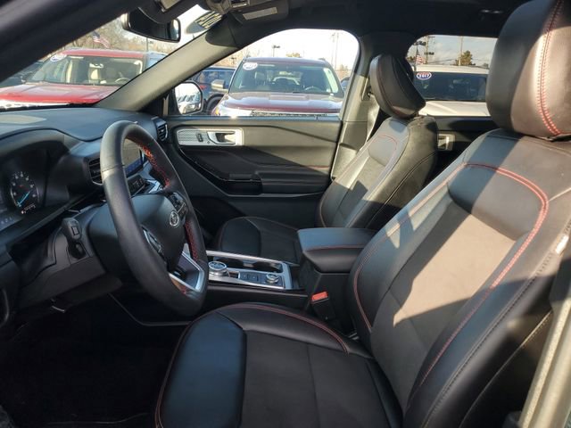 Certified 2024 Ford Explorer ST-Line w/ Class IV Trailer Tow Package image 9