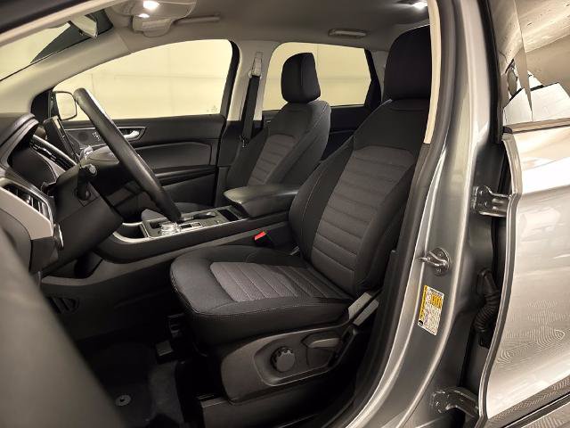 Certified 2024 Ford Edge SE w/ Black Appearance Package AWD/4WD image 18