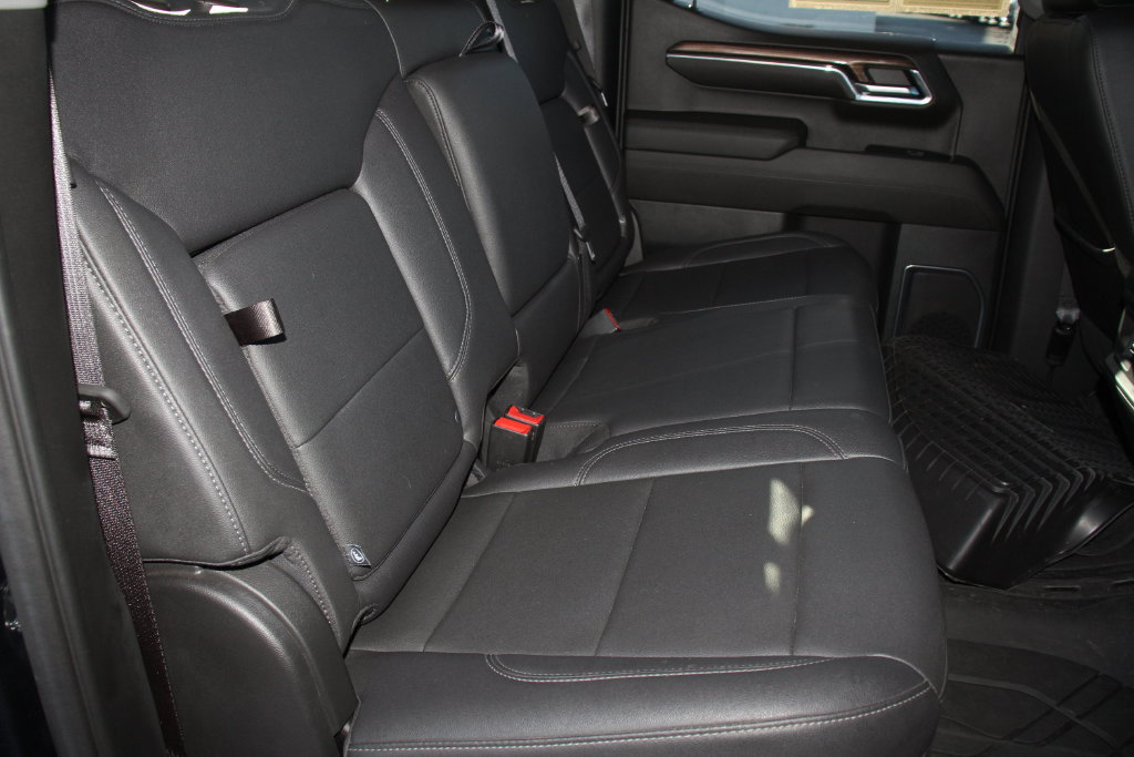 Used 2023 Chevrolet Silverado 1500 RST w/ Convenience Package II AWD/4WD image 25