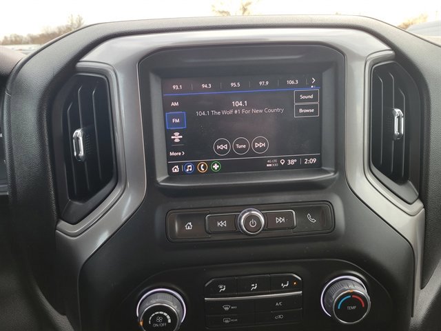 Used 2023 Chevrolet Silverado 1500 Custom image 13