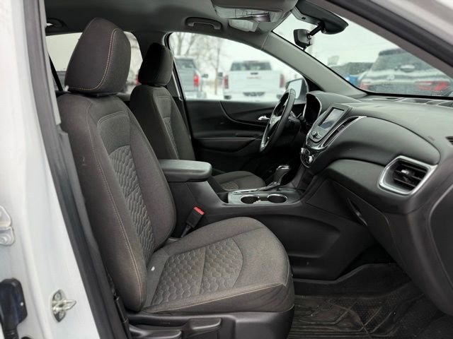 Used 2020 Chevrolet Equinox LT w/ Driver Convenience Package image 28
