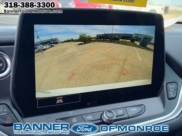 Used 2023 Chevrolet Blazer LT FWD image 26
