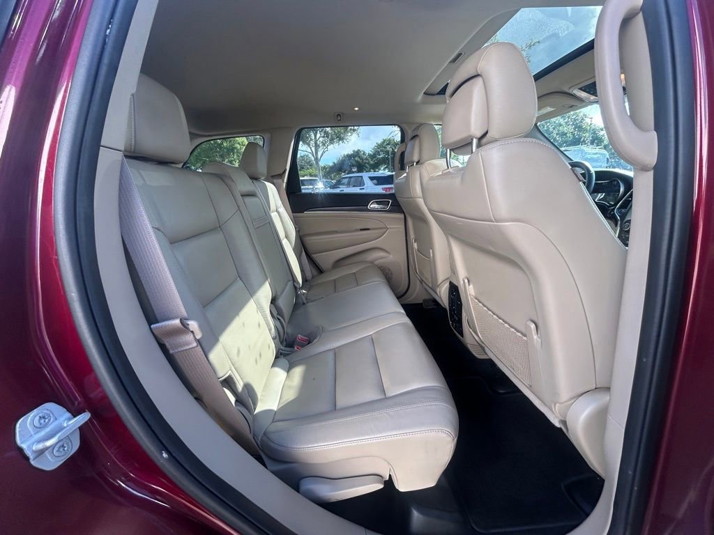 Used 2017 Jeep Grand Cherokee Limited image 30
