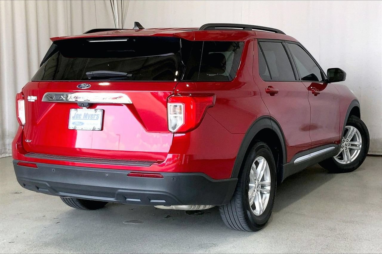 Certified 2023 Ford Explorer XLT RWD image 13