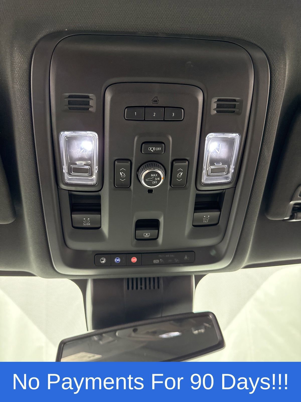 Used 2023 Chevrolet Suburban Z71 w/ Luxury Package image 25