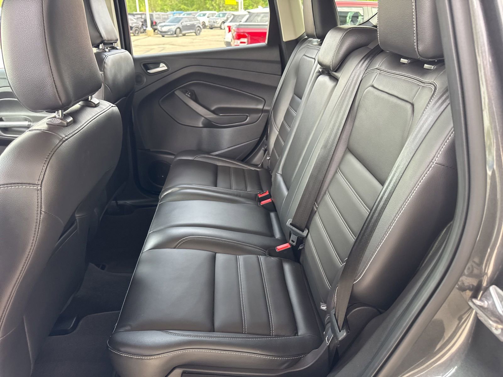 Certified 2018 Ford Escape Titanium AWD/4WD image 36